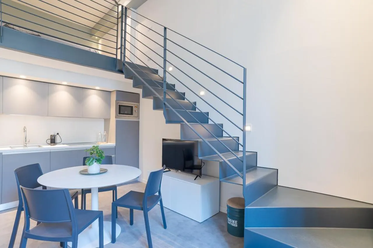 Suite Tigli - By Myhomeincomo Itália